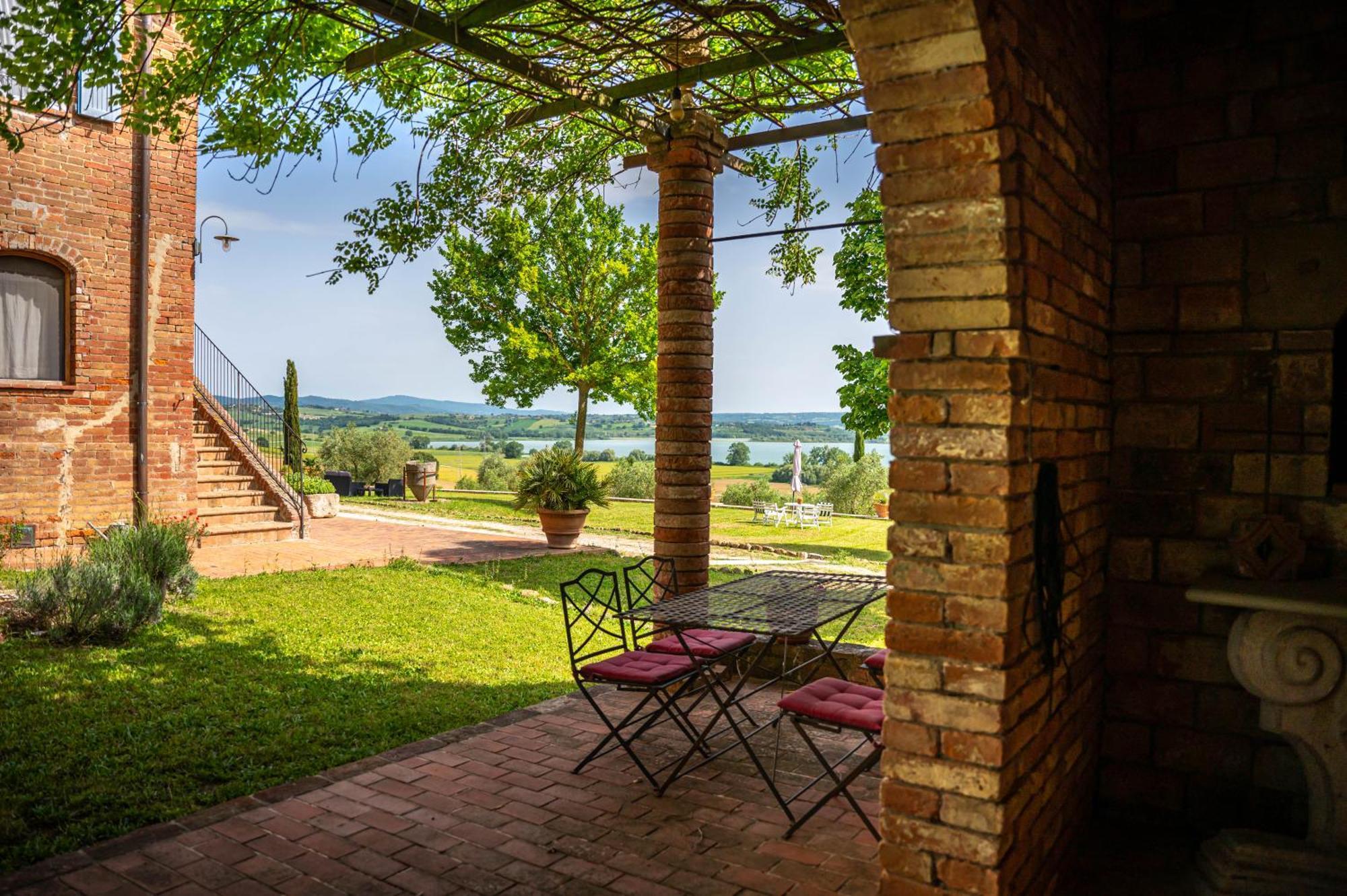 Agriturismo Poggio Antico Binami Екстериор снимка